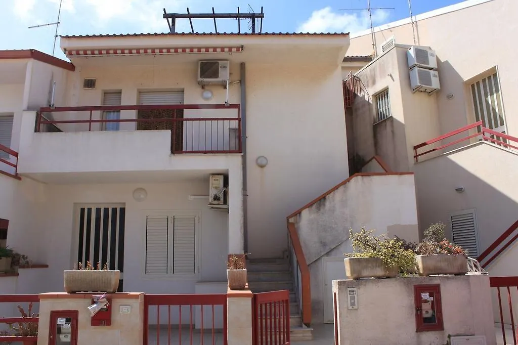 Holiday Home Marina di ragusa 0*,  Italia